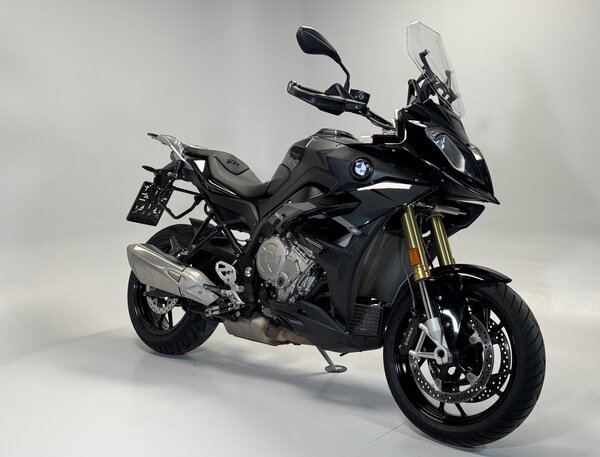 BMW S1000XR