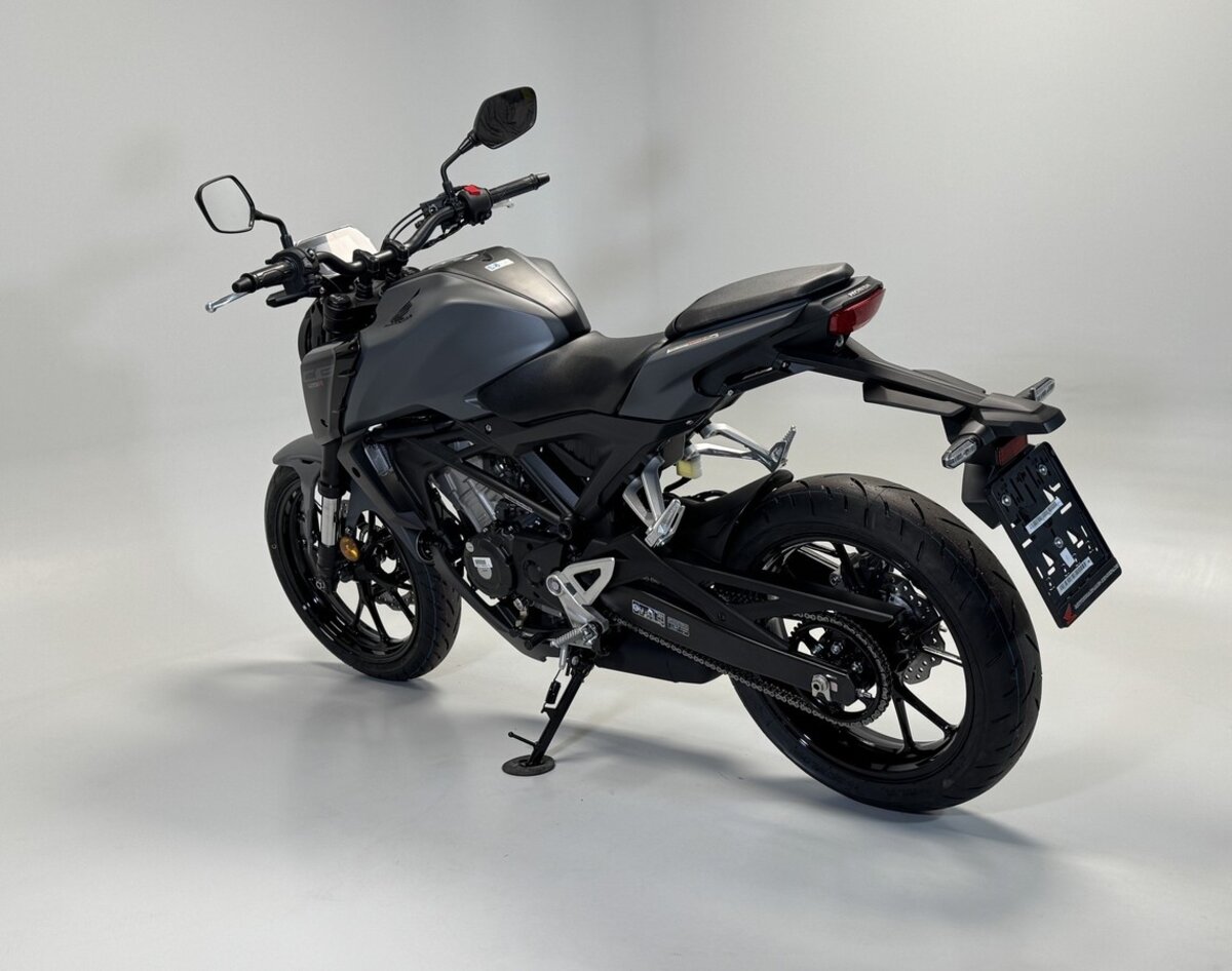 Honda CB125R