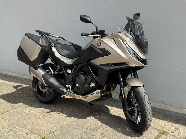 Honda NT1100