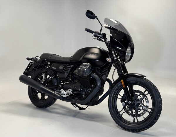 Moto Guzzi V7 III Stone