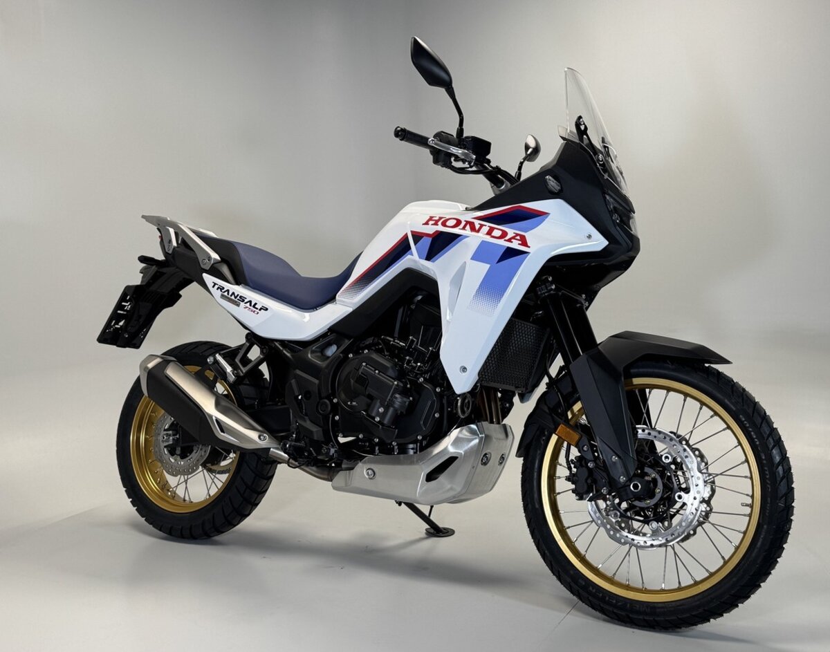 Honda XL750CT E-Clutch