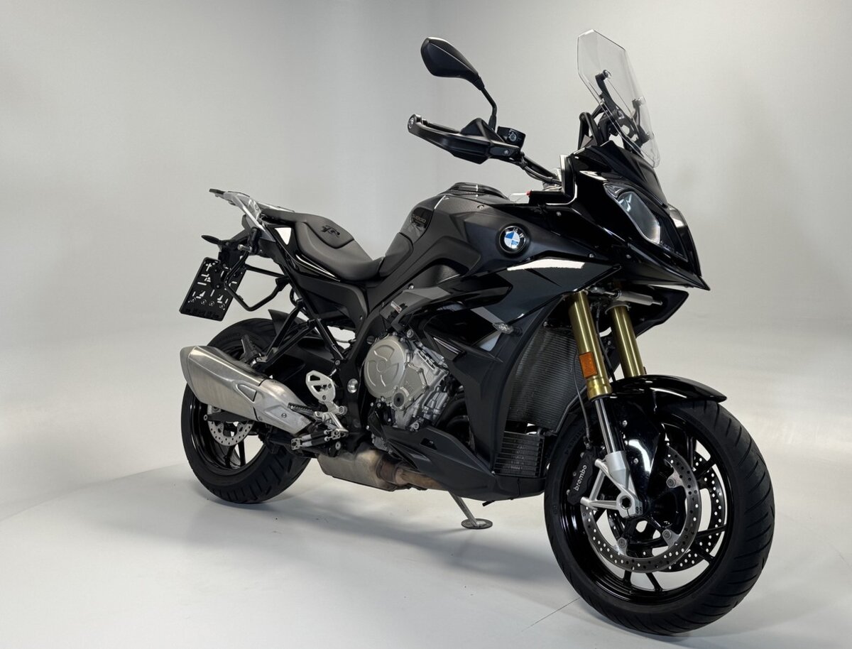 BMW S1000XR