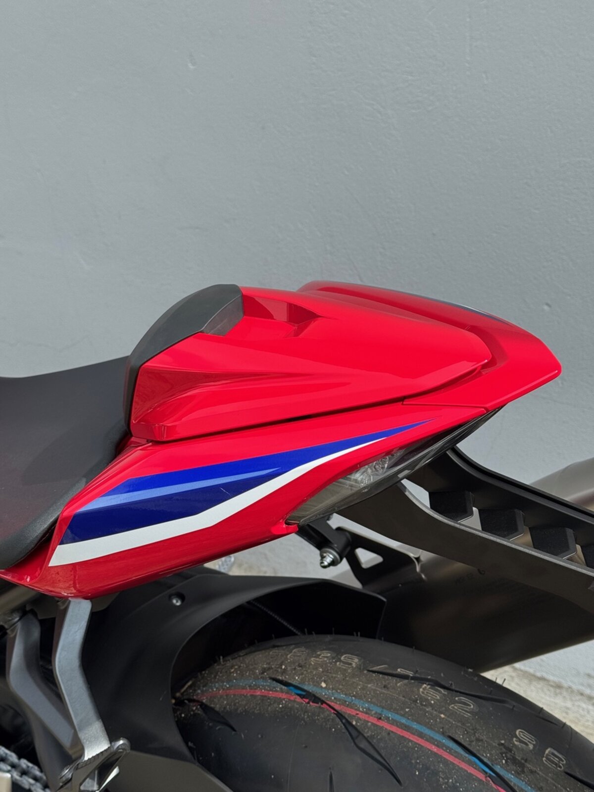 Honda CBR1000RR-R