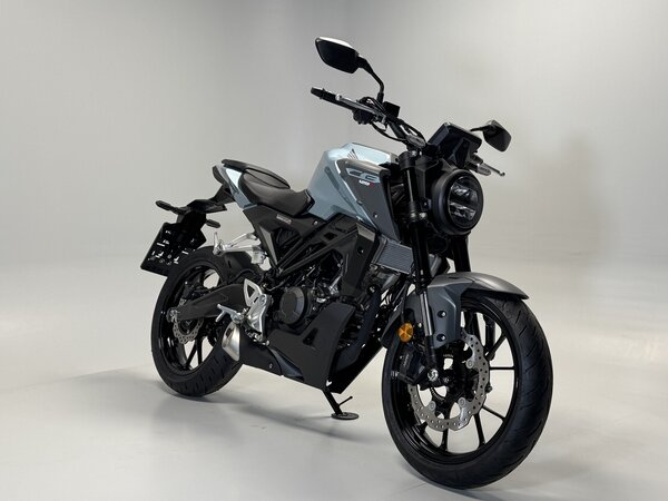 Honda CB125R