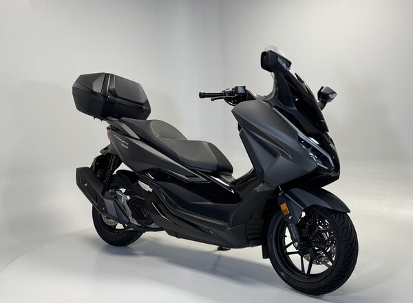 Honda Forza 125