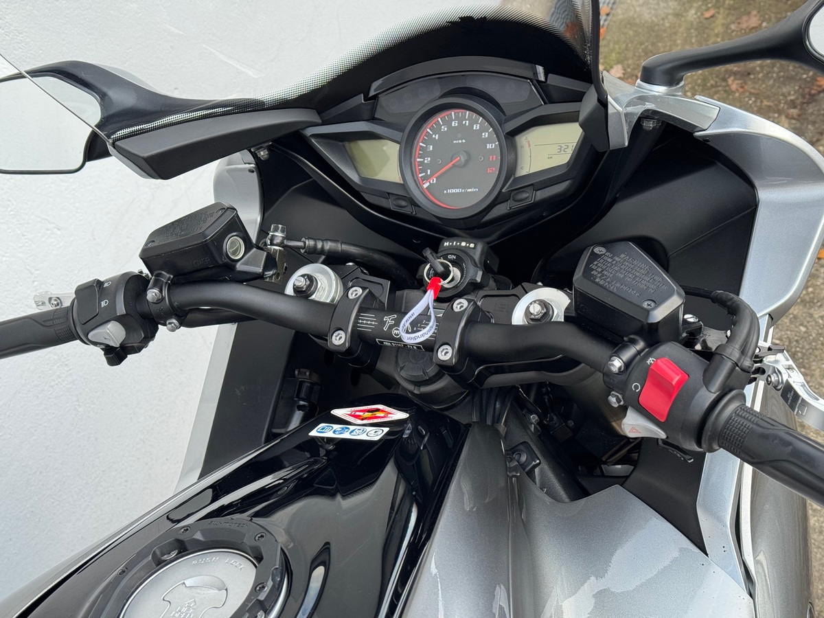 Honda VFR1200F