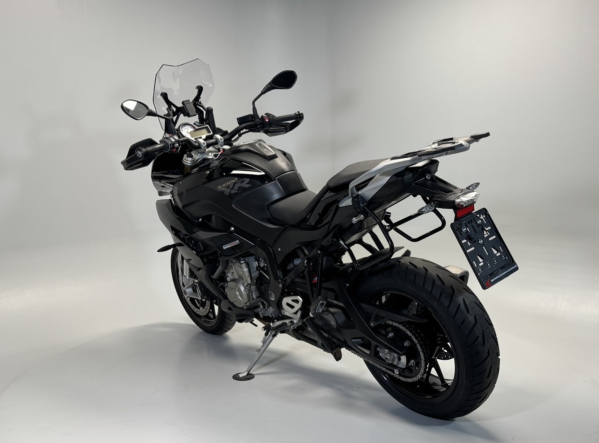 BMW S1000XR
