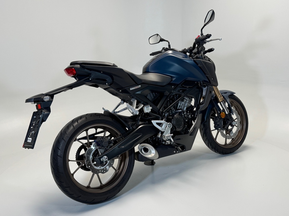 Honda CB125R