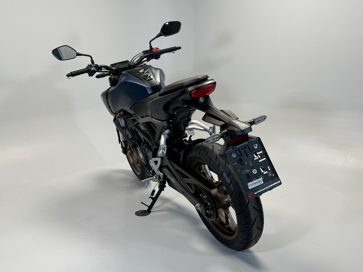 Honda CB125R