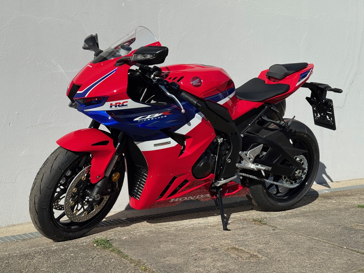 Honda CBR1000RR-R