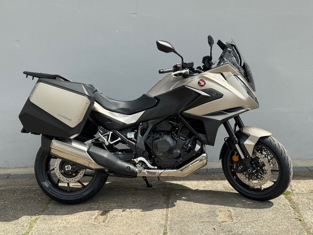 Honda NT1100
