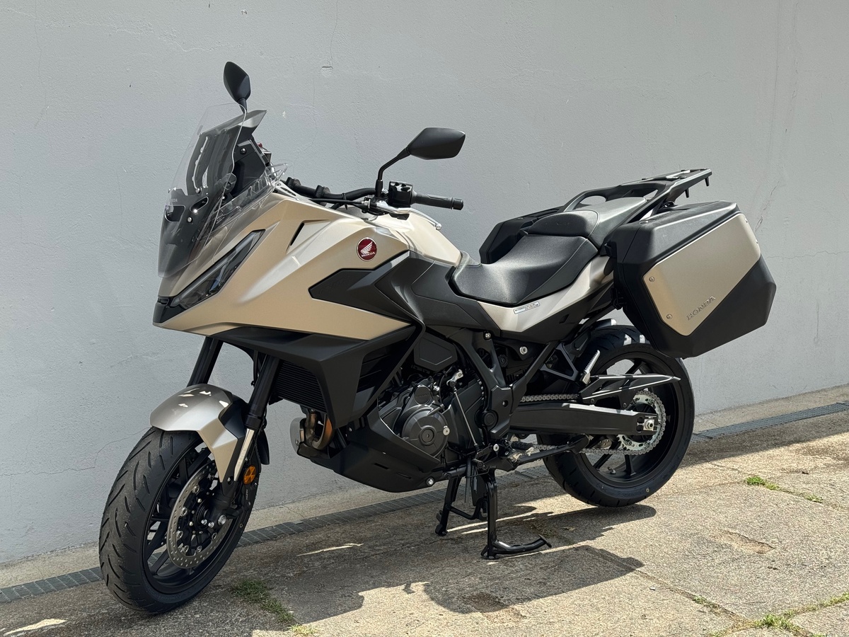 Honda NT1100
