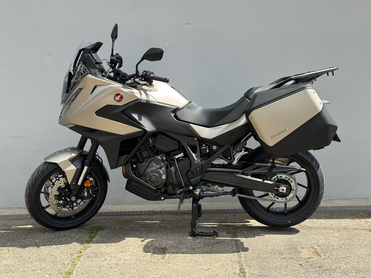 Honda NT1100
