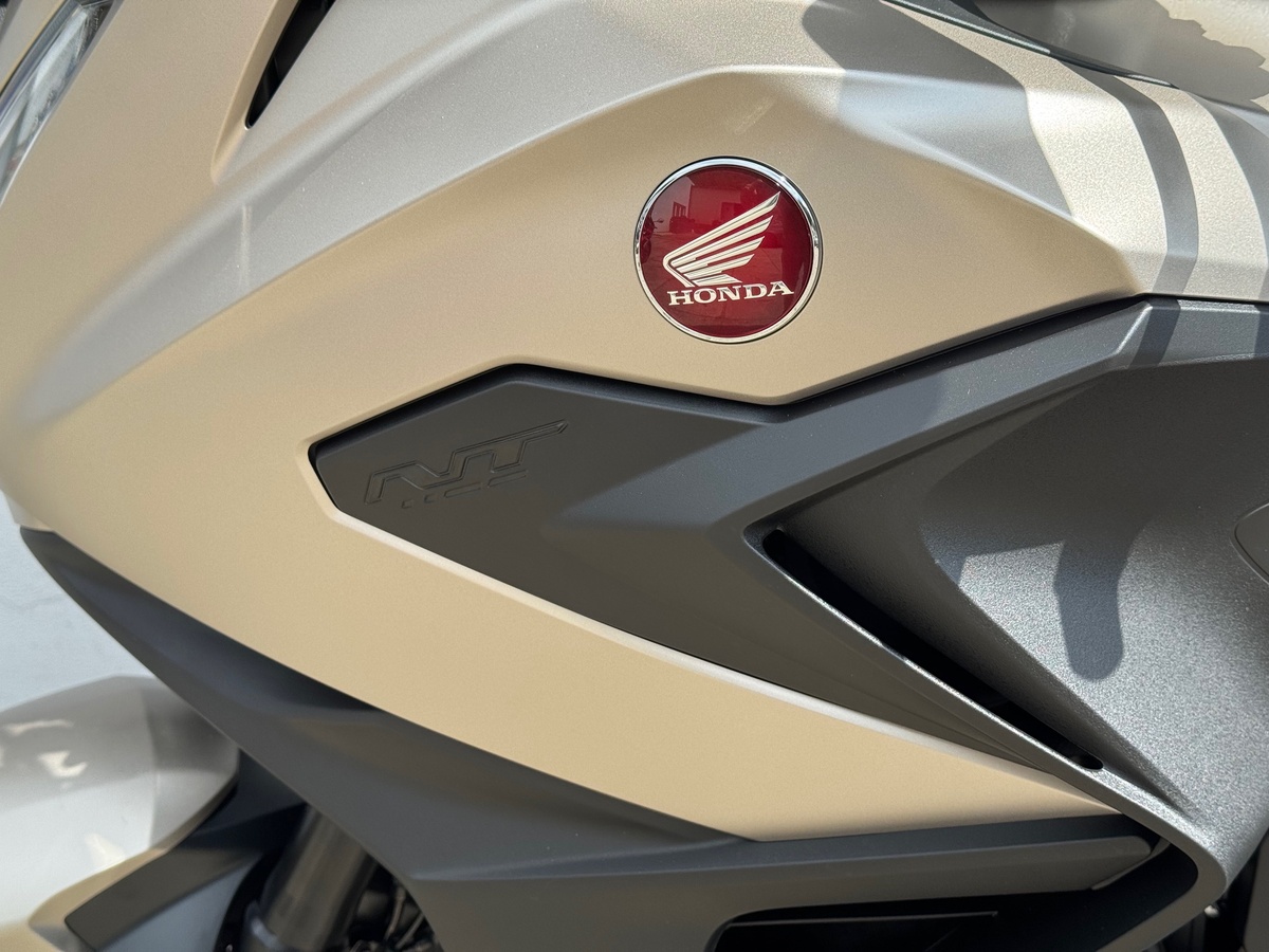 Honda NT1100