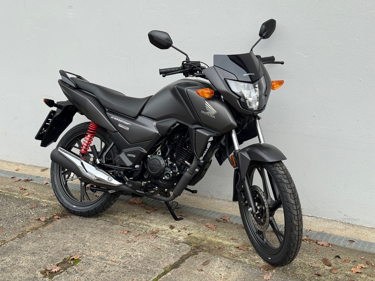 Honda CB125F