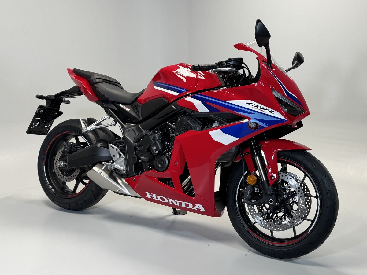 Honda CBR650R E-Clutch