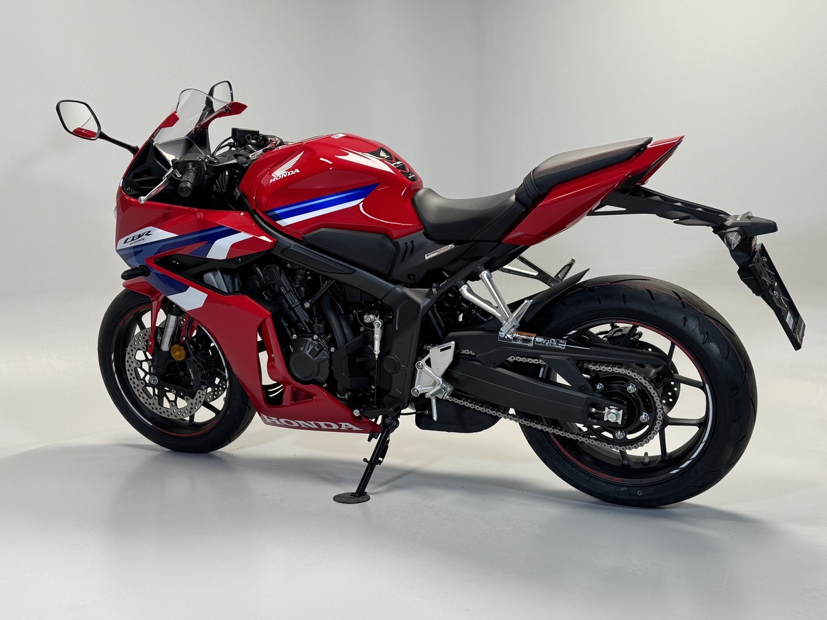 Honda CBR650R E-Clutch