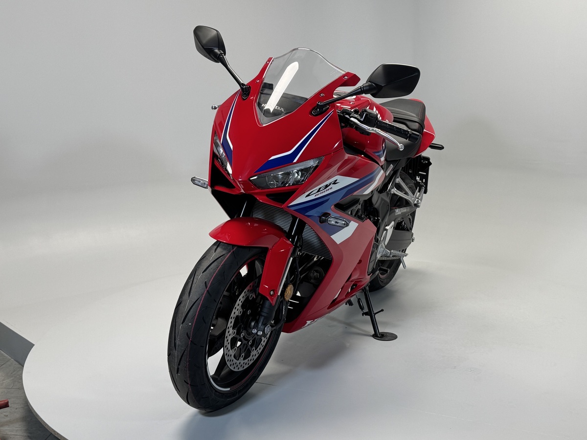 Honda CBR650R