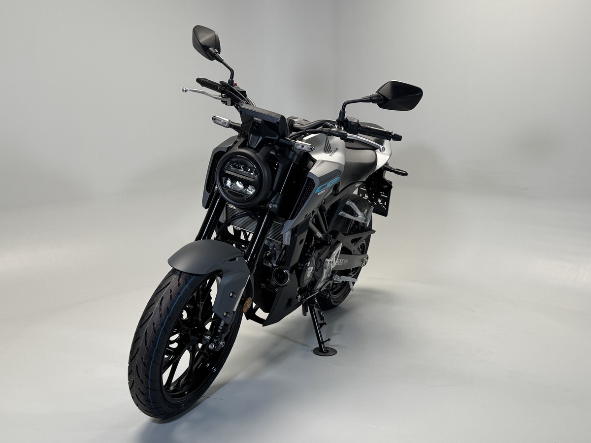 Honda CB125R
