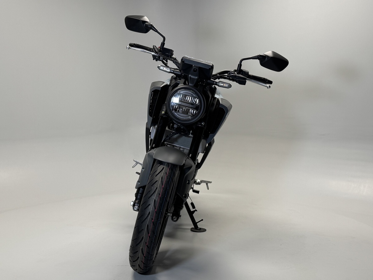 Honda CB125R