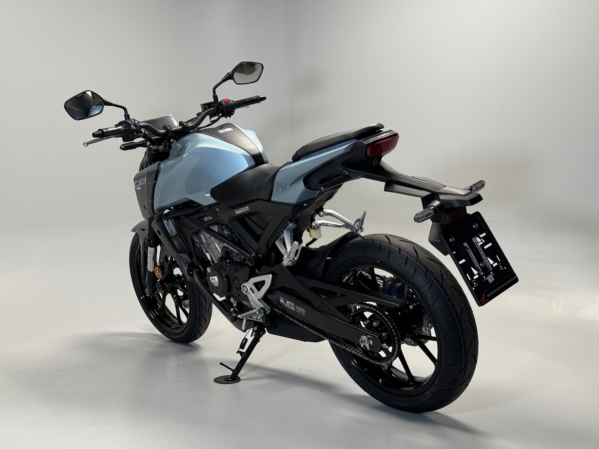 Honda CB125R