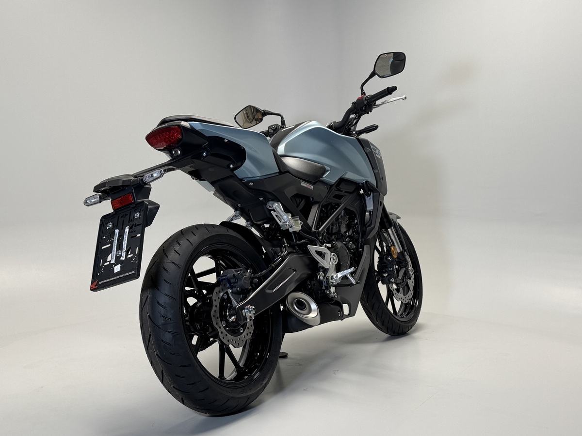 Honda CB125R