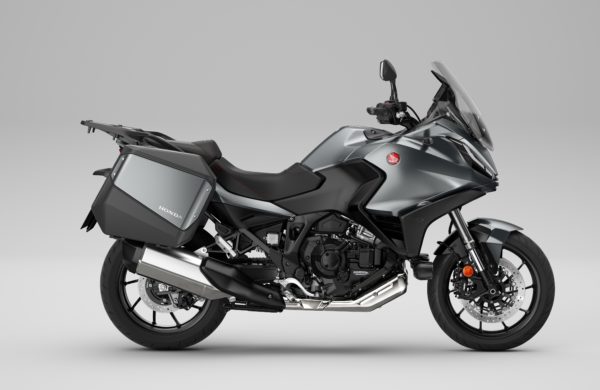 2022 HONDA NT1100